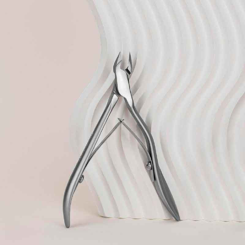 Cuticle nippers